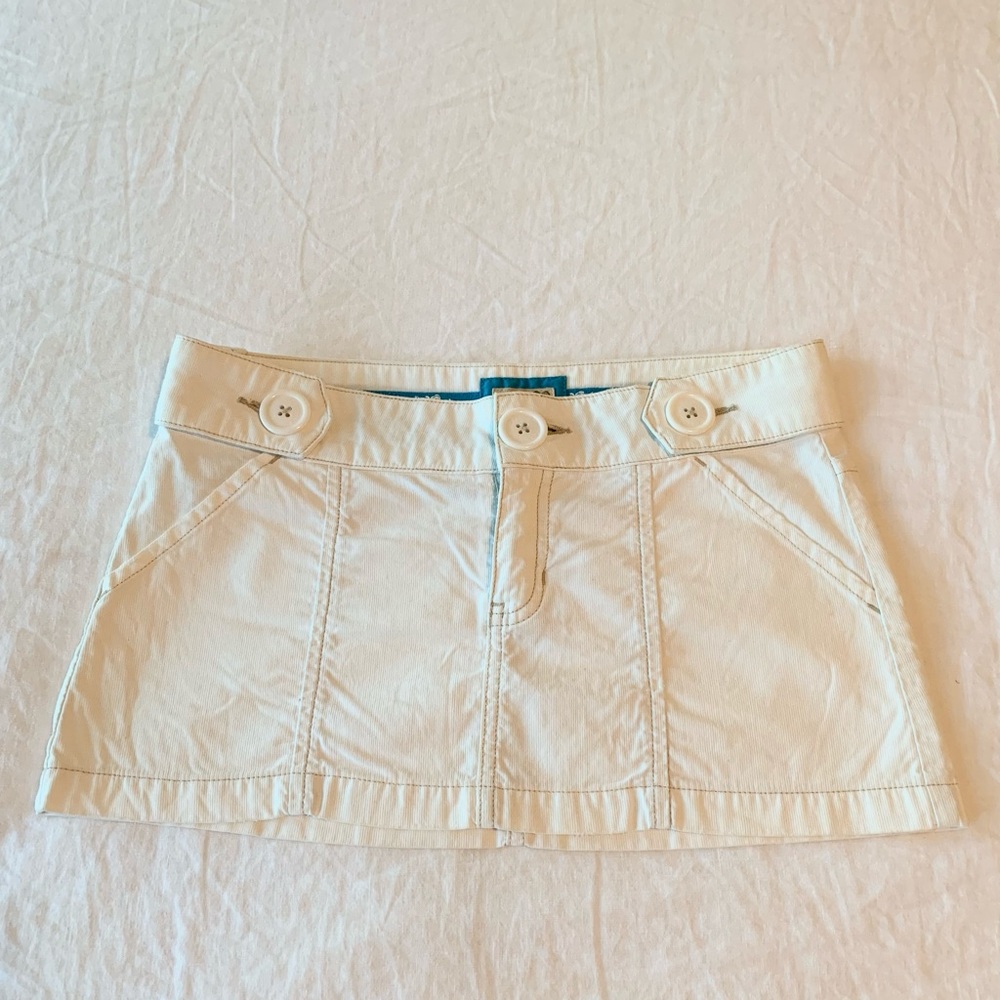 Y2K mini skirt